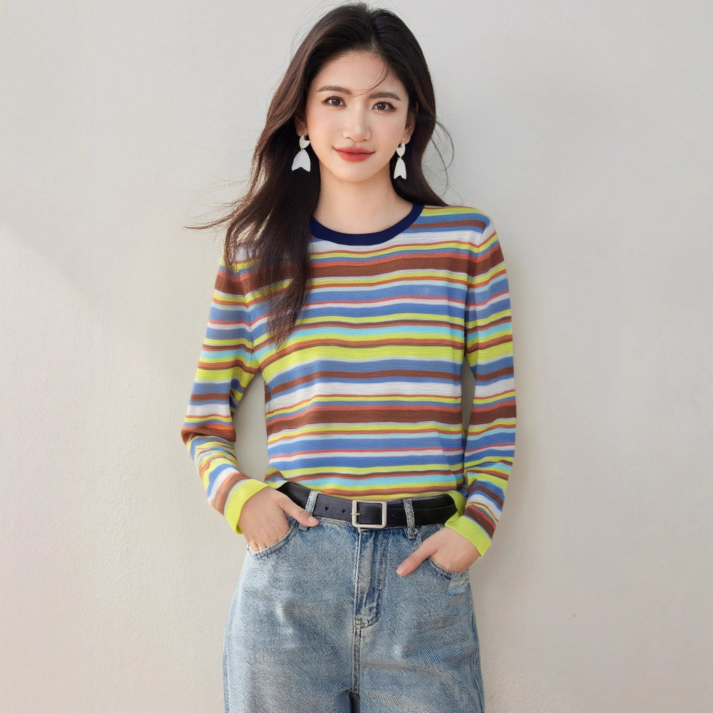 Chic Knit Sweater Women's Round Neck Loose Fit Slimming French Little Black Dress Style Soft Knit Top